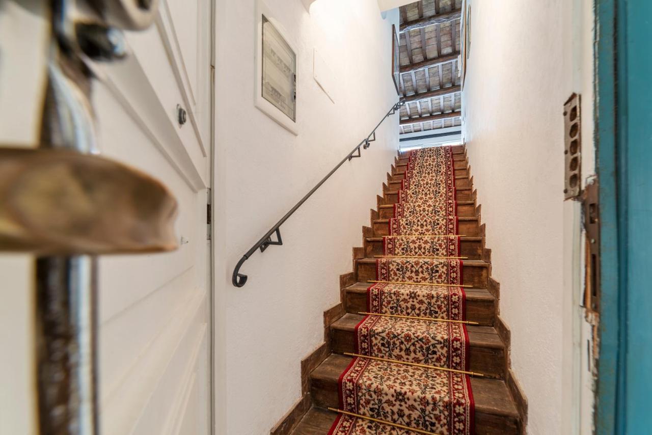 Banchi Vecchi Apartment With Terrace Rome Exterior photo